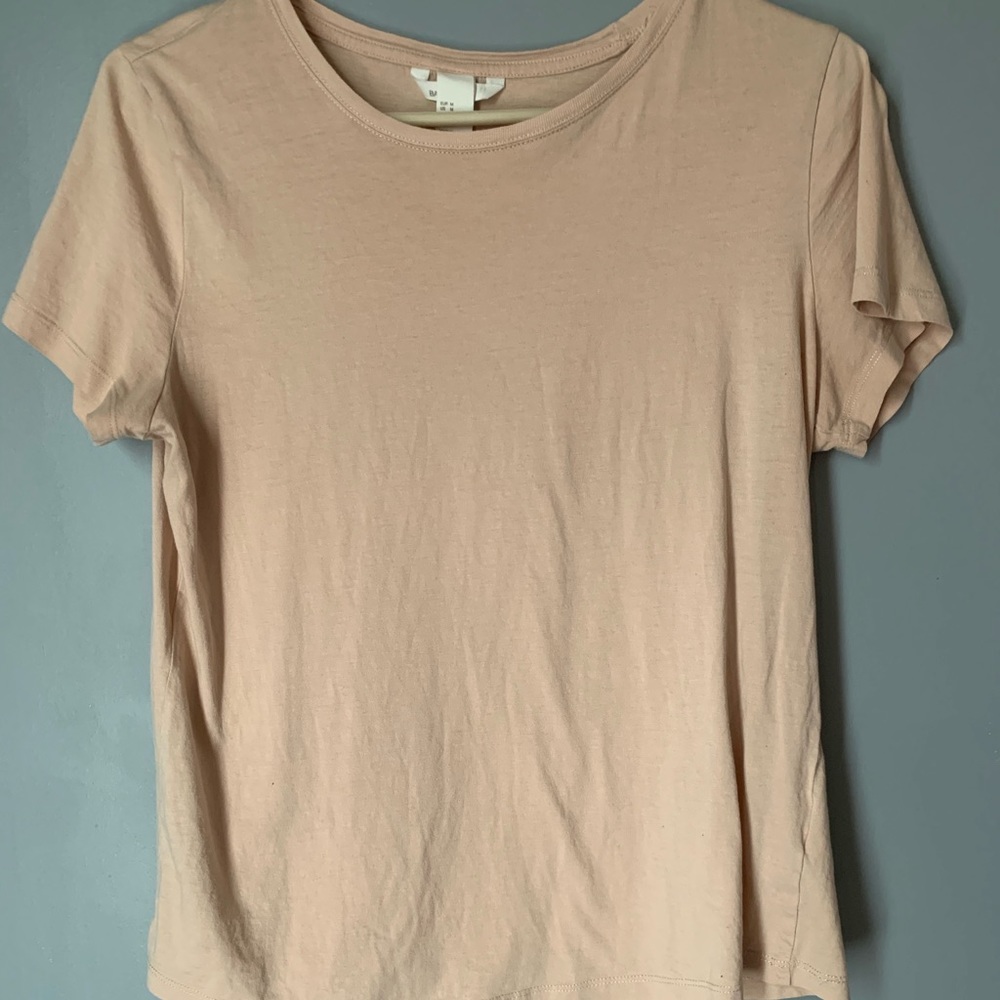 H&M women’s simple tee